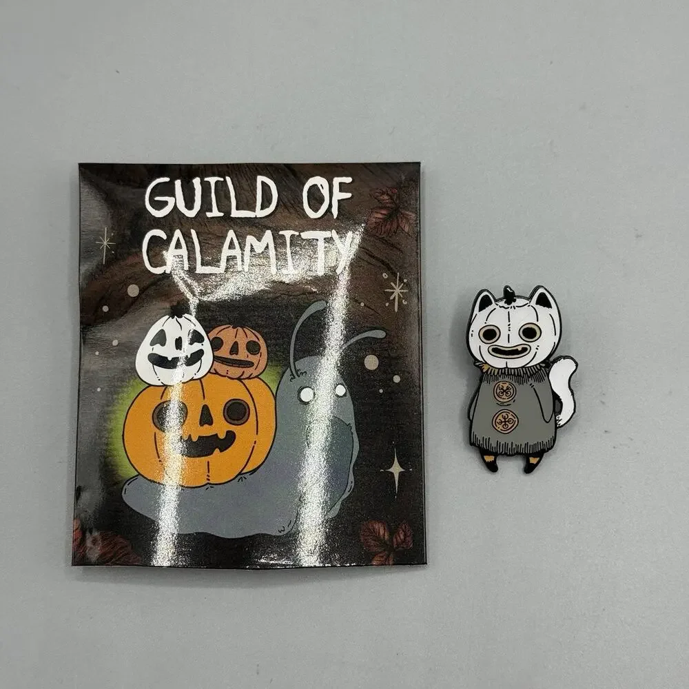 Guild Of Calamity Spooky Pumpkin Creatures GITD Blind Pin- WHITE PUMPKIN HEAD